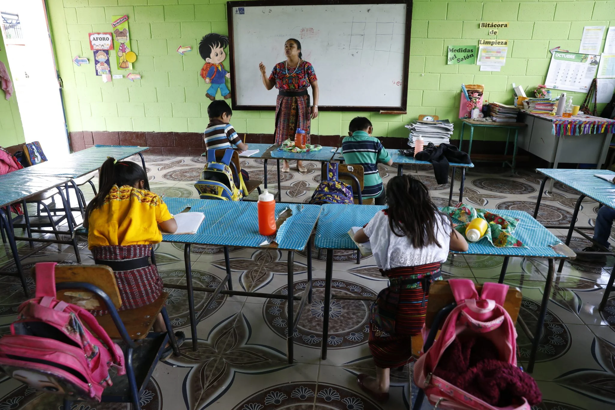 Inscripciones para ciclo escolar 2023 reportan a 2.8 millones de estudiantes en sector público