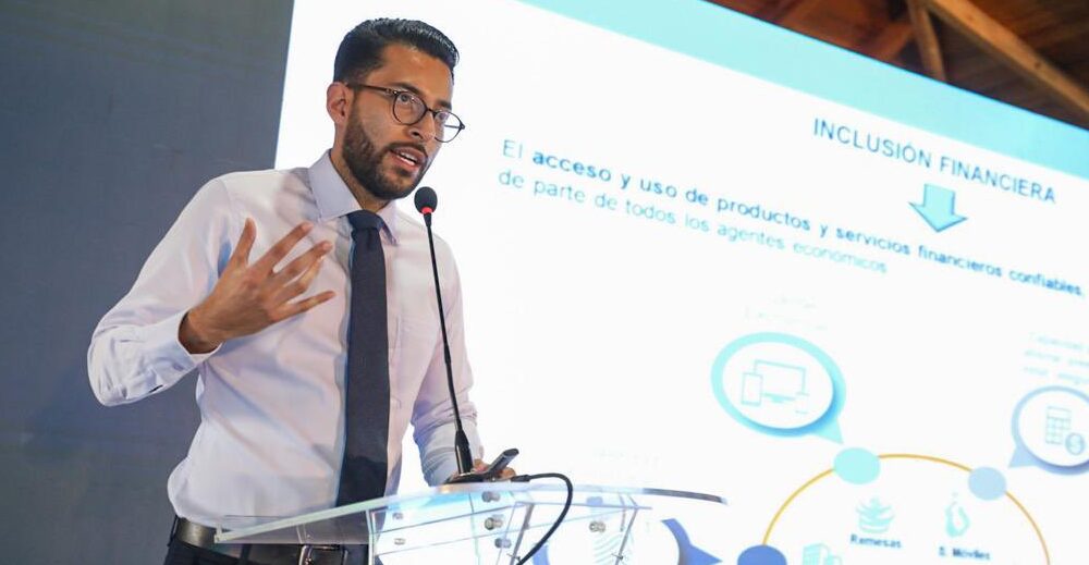 Analizan acciones para mejorar el clima de negocios en Alta Verapaz