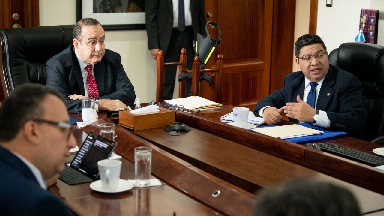 Mandatario conoce avances de proyectos ambientales