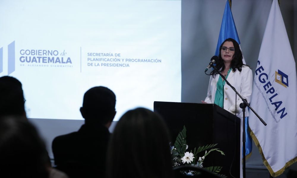 Segeplan cumple 68 años de servicio a la población