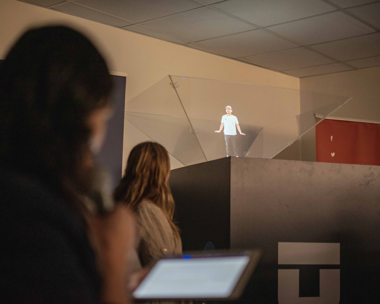 Chile inaugura laboratorio 5G con primer holograma en esta red
