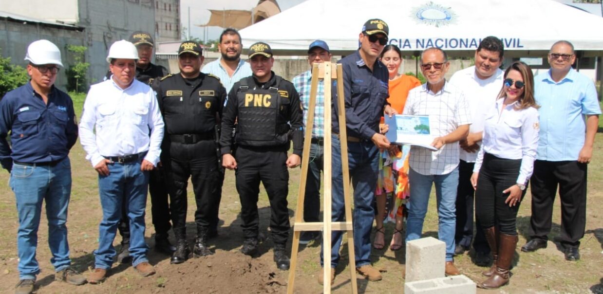 Nueva sede dignificará a policías destacados en Ayutla