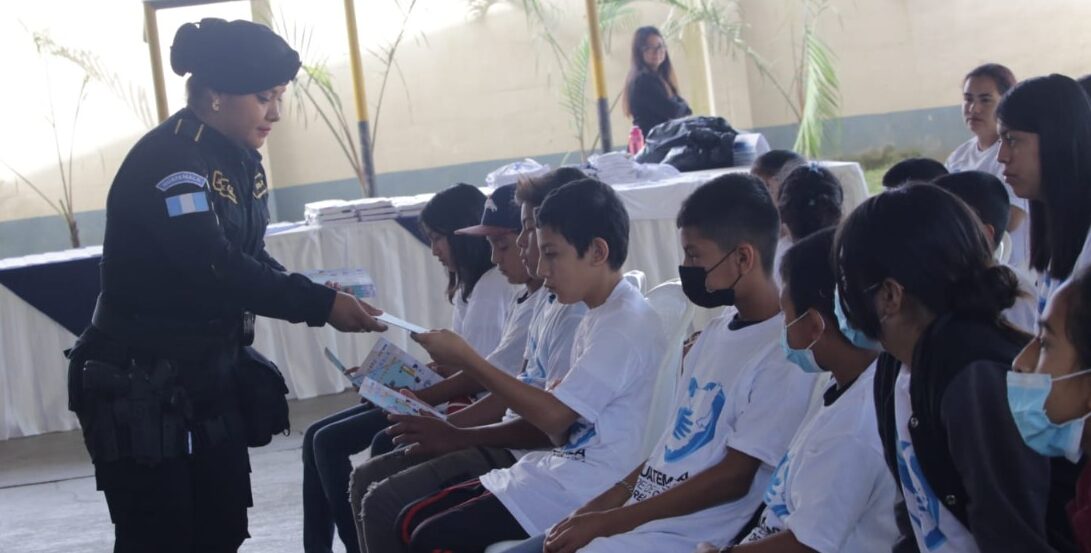 PNC inaugura Escuela Vacacional en El Cerinal