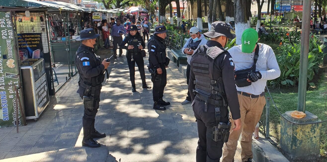 PNC incrementa seguridad en Xela