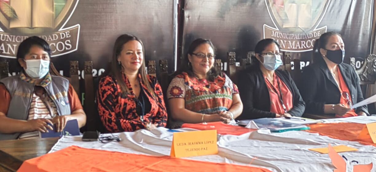 Promueven denuncia por violencia contra la mujer en San Marcos