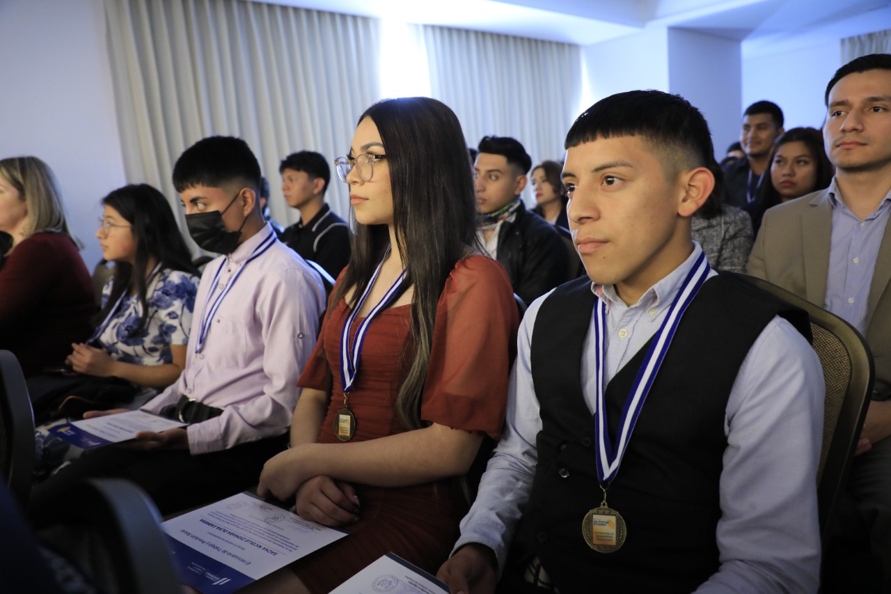 Programa Beca Mi Primer Empleo beneficia a más de 700 guatemaltecos