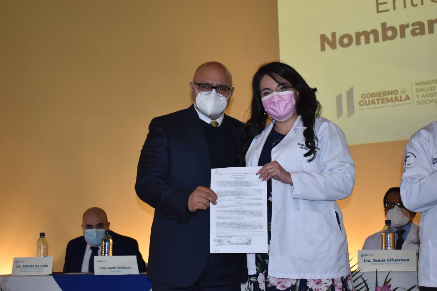 Trabajadores del Hospital Regional de Occidente son trasladados a renglón permanente