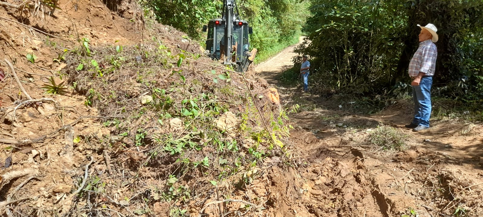Cerca de mil kilómetros de caminos rurales rehabilitados durante 2022