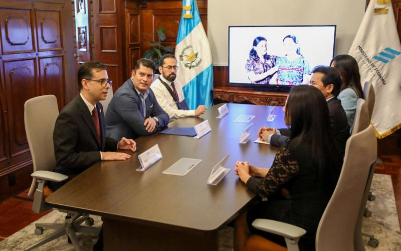 Doce instituciones promueven fortalecimiento y financiamiento de emprendimientos