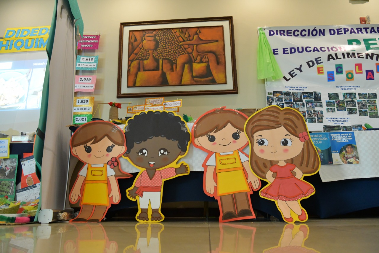 Conmemoran quinto aniversario de la Ley de Alimentación Escolar