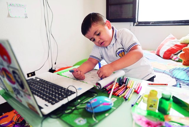 Mineduc reforzará las estrategias Aprendo en Clase y Aprendo en Casa en 2023