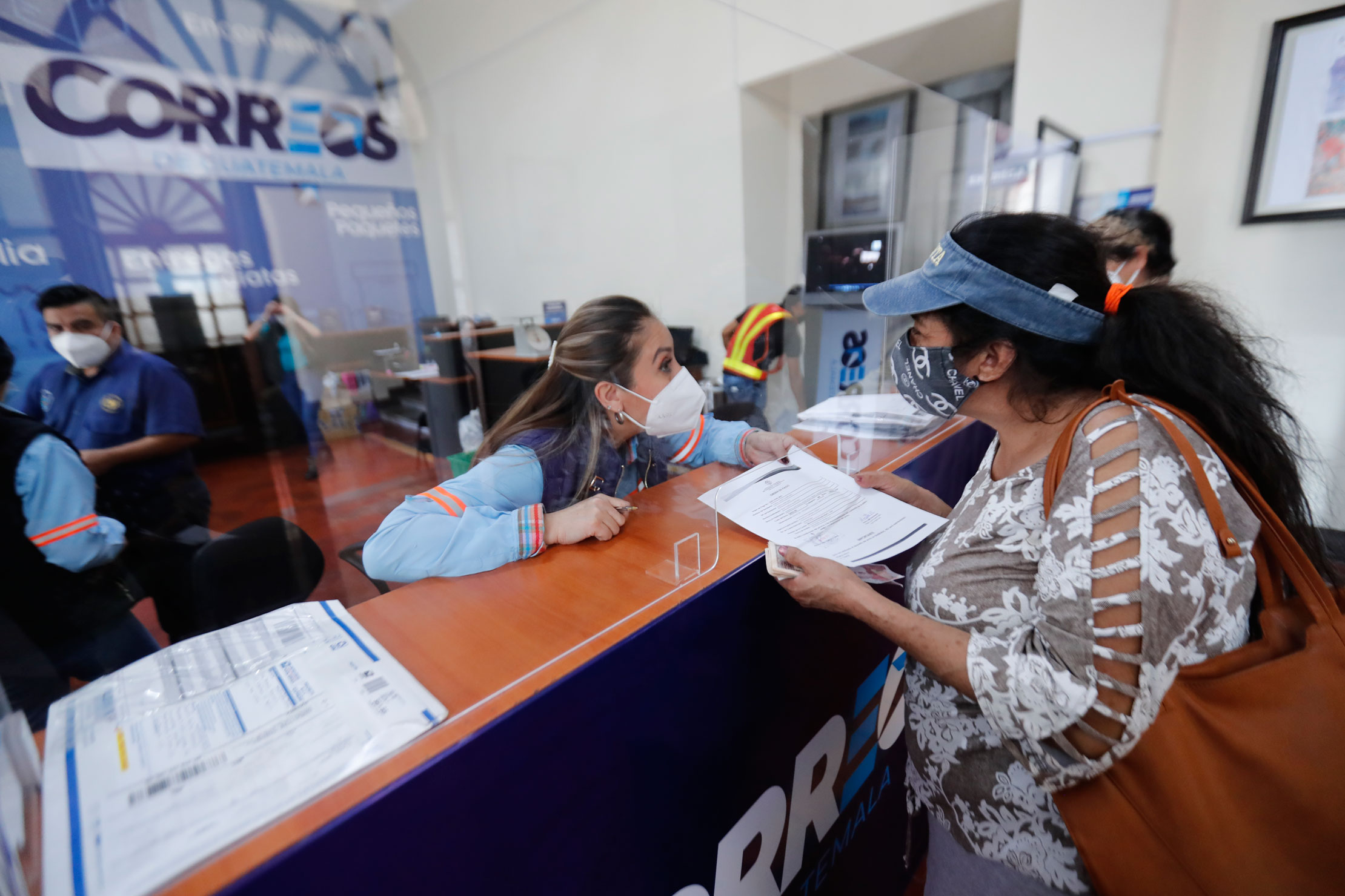 Correos emite alerta ante estafas que usan el nombre de la institución
