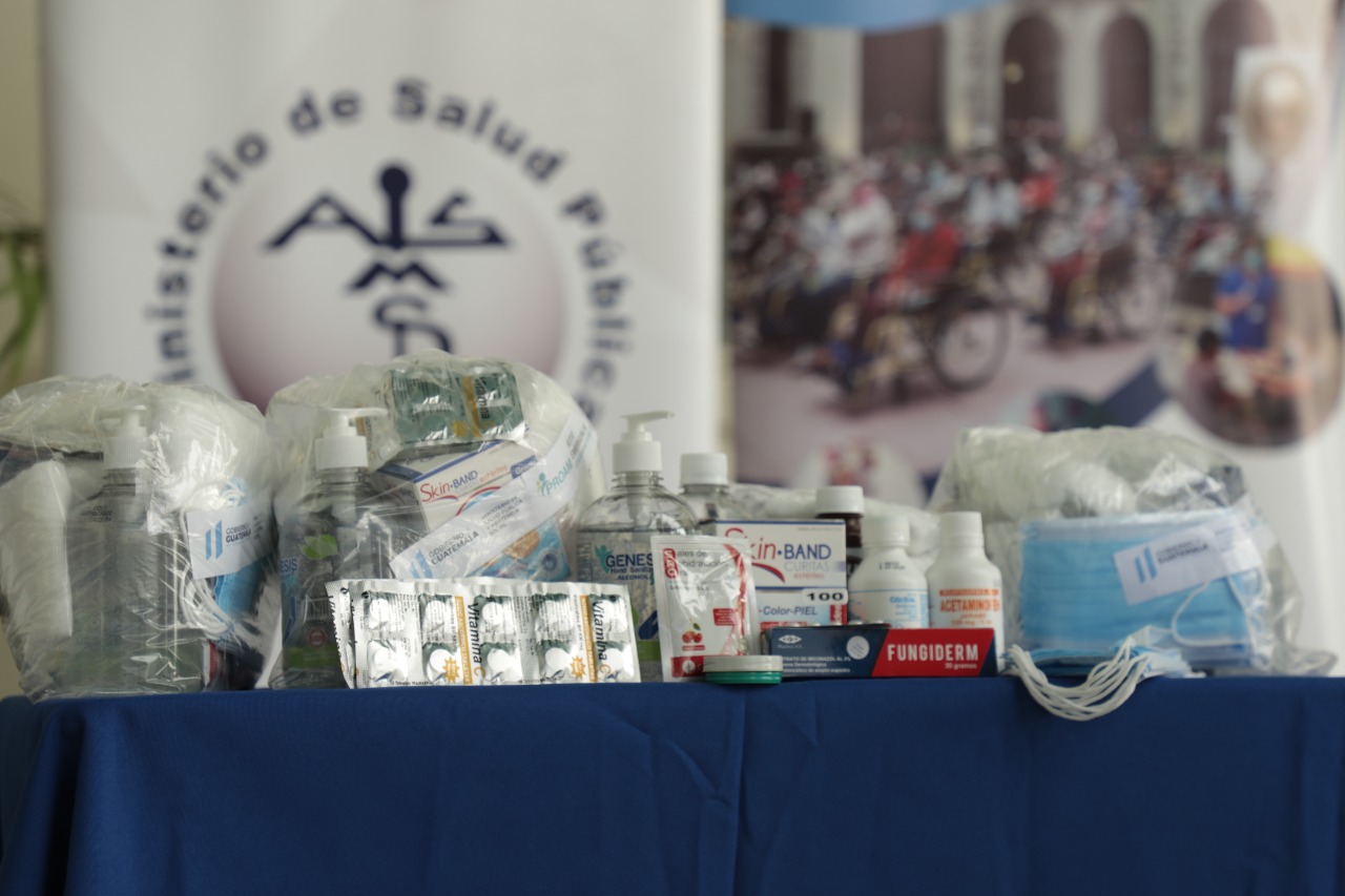 Guatemaltecos afectados por desastres naturales serán beneficiados con 25 mil kits de medicamentos
