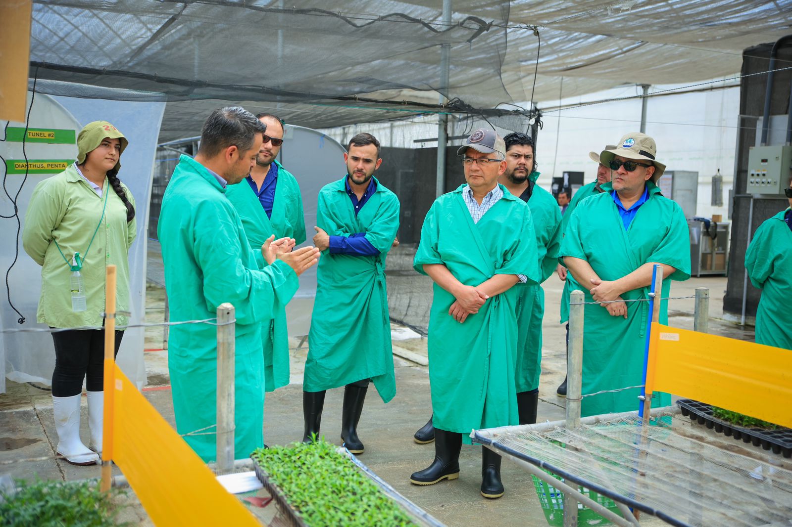 Impulsan trabajo de exportadores de productos agropecuarios