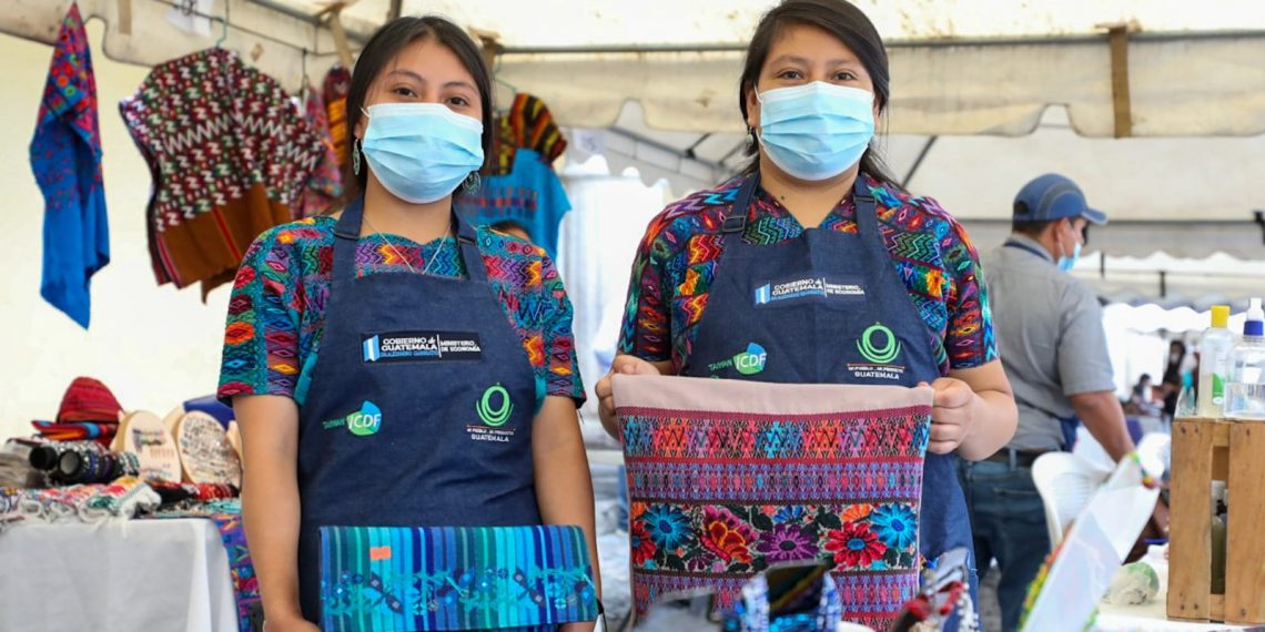 Cientos de productos guatemaltecos han sido expuestos en las ferias anteriores. /Foto: Archivo
