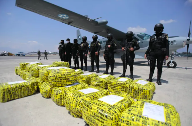 Suman 3 mil 500 millones de quetzales en drogas, bienes y dinero incautados al narcotráfico