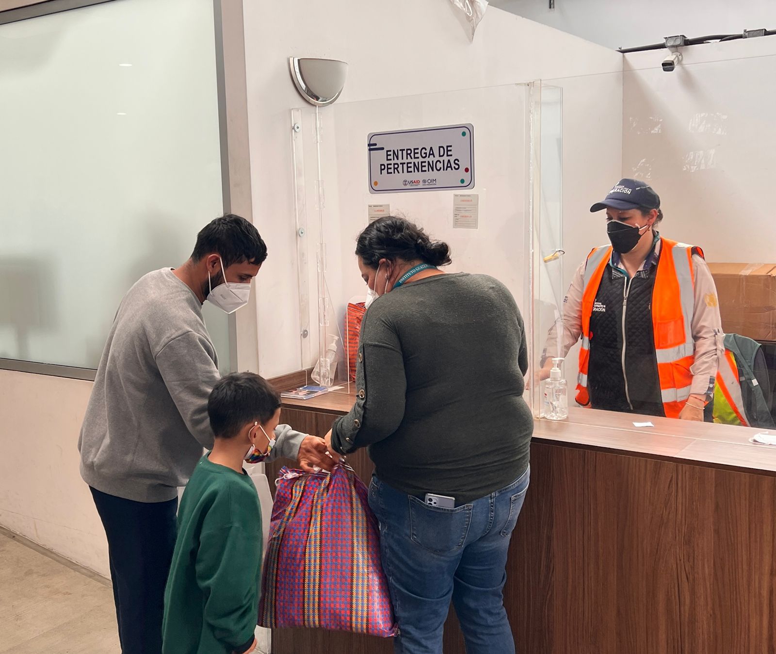 Más de 6 mil unidades familiares retornadas han recibido atención migratoria