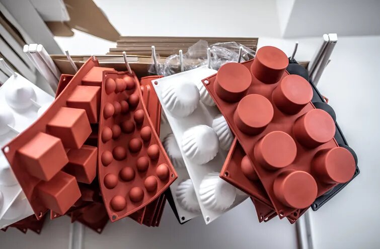 Muchos moldes de cocina de silicona son nocivos, alerta un estudio en Francia
