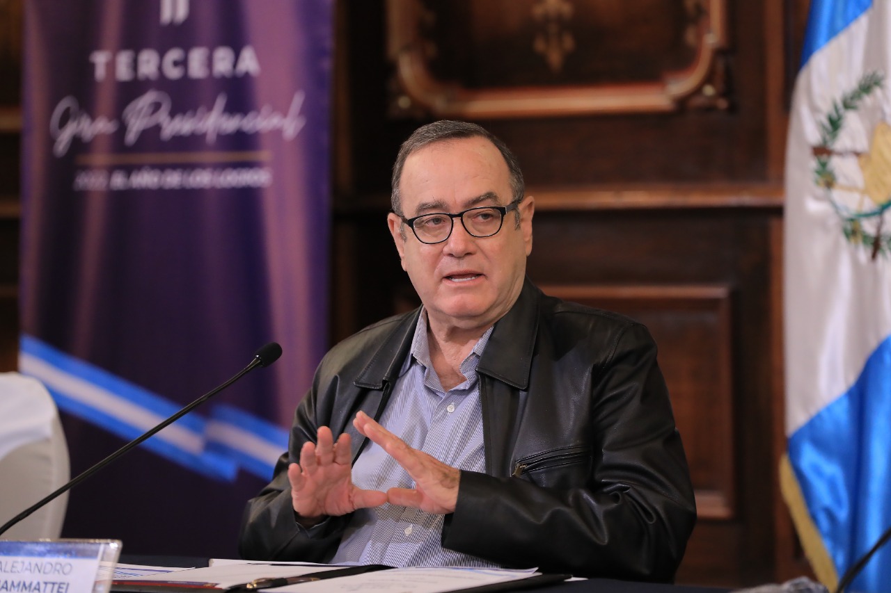 Gobernante: “Este país va a cambiar en la medida que tengamos 340 municipios fuertes”