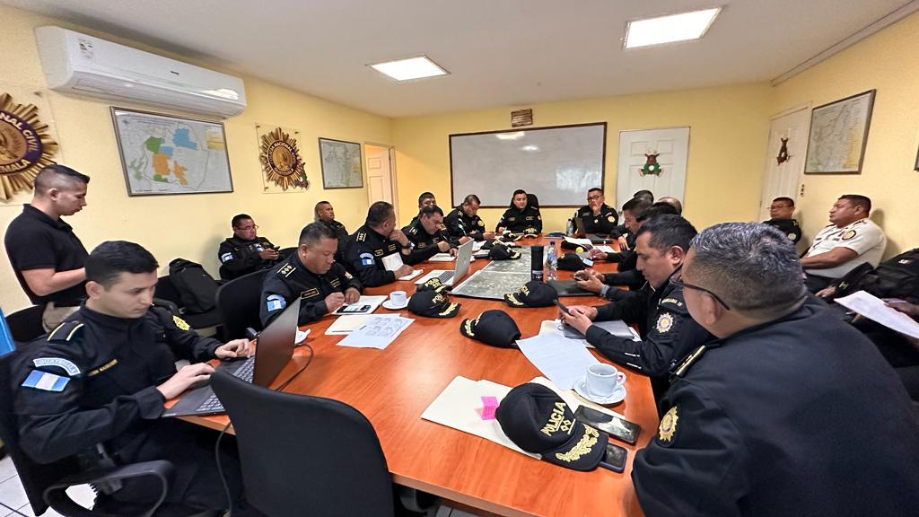 Evalúan avances en plan de seguridad por fiestas de fin de año