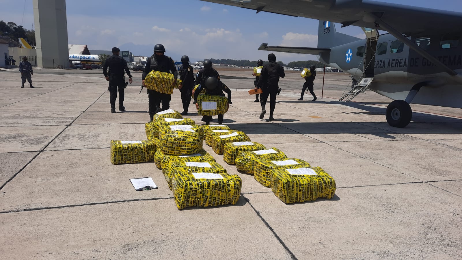 Más de 4 mil 40 millones de quetzales en droga, bienes y dinero incautados al narcotráfico