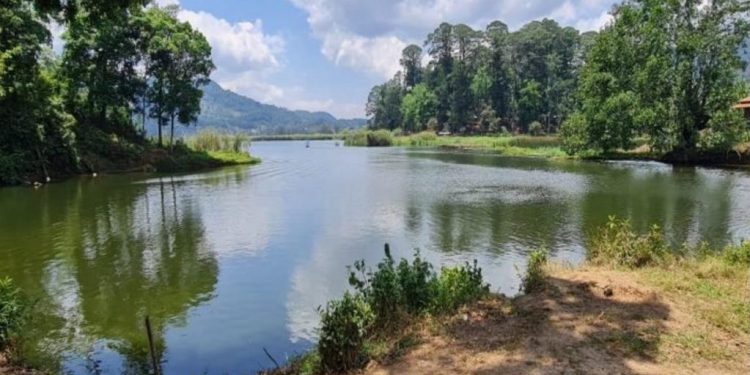MARN reporta limpieza del 85 % de laguna Chichoj