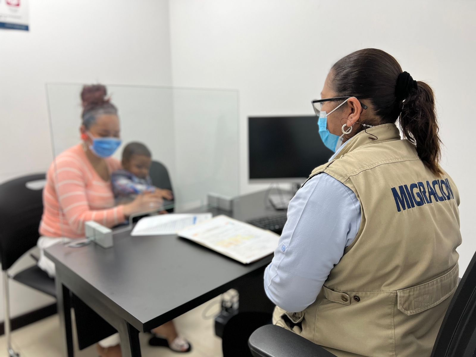 Brindan asistencia migratoria a más de 10 mil personas por movilización irregular