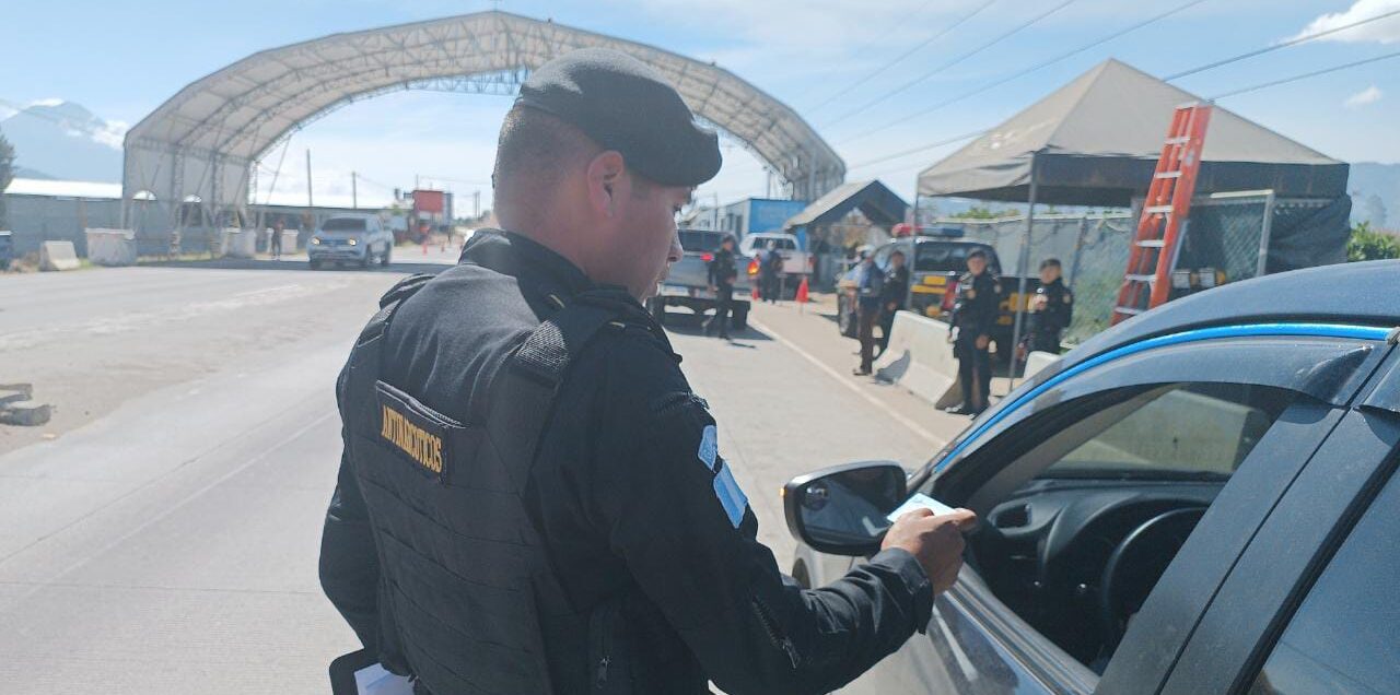 Siguen en marcha operativos de seguridad por  fiestas de fin de año