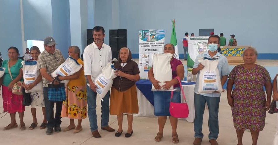 MAGA entrega semilla fortificada de maíz a 24 mil agricultores en Petén