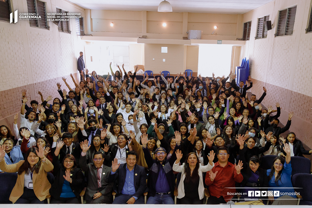 Jóvenes culminan exitosamente servicio cívico