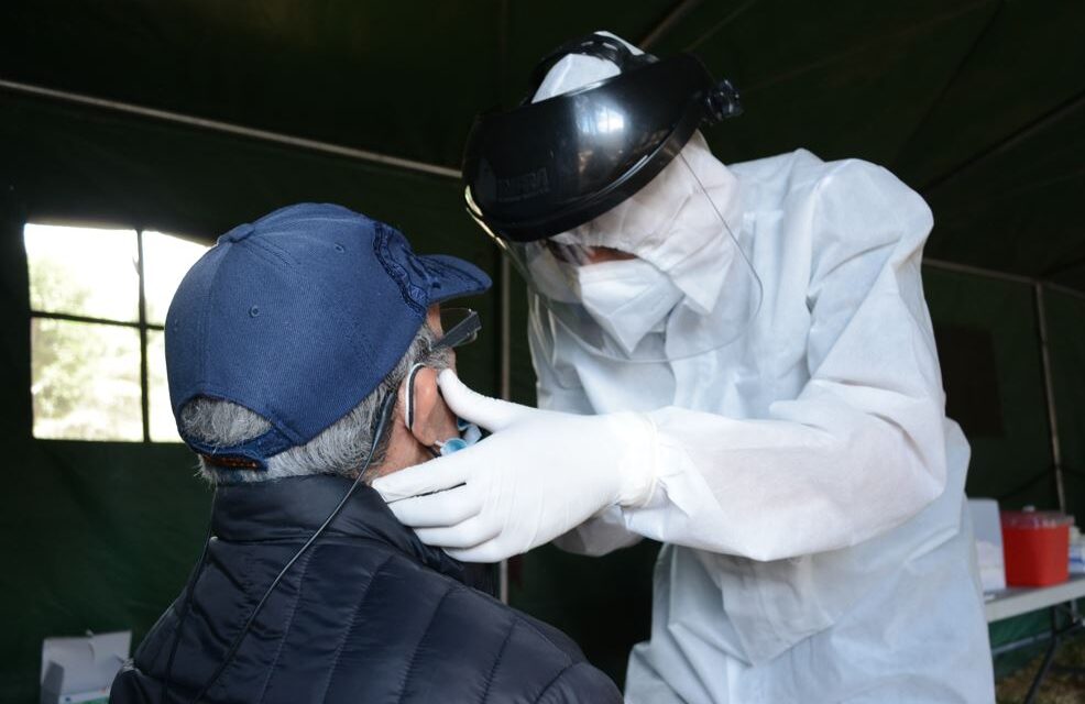 Mantienen habilitados más de 350 puestos de hisopados ante nuevos contagios de COVID-19