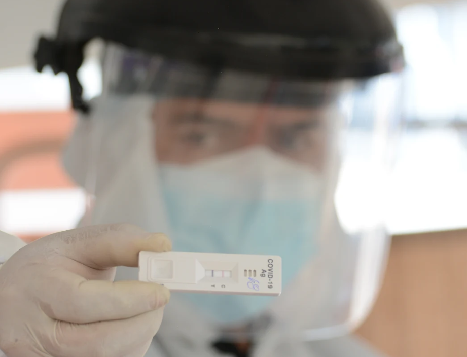 Salud emite nueva alerta epidemiológica por casos de COVID-19