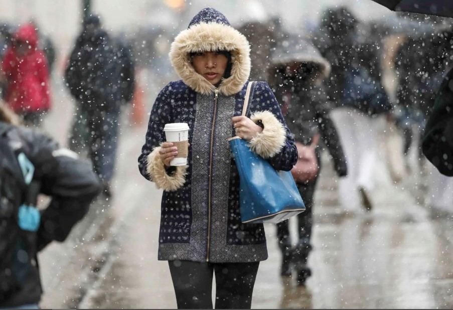 Las temperaturas permanecen frías en el este de EE.UU. tras la tormenta