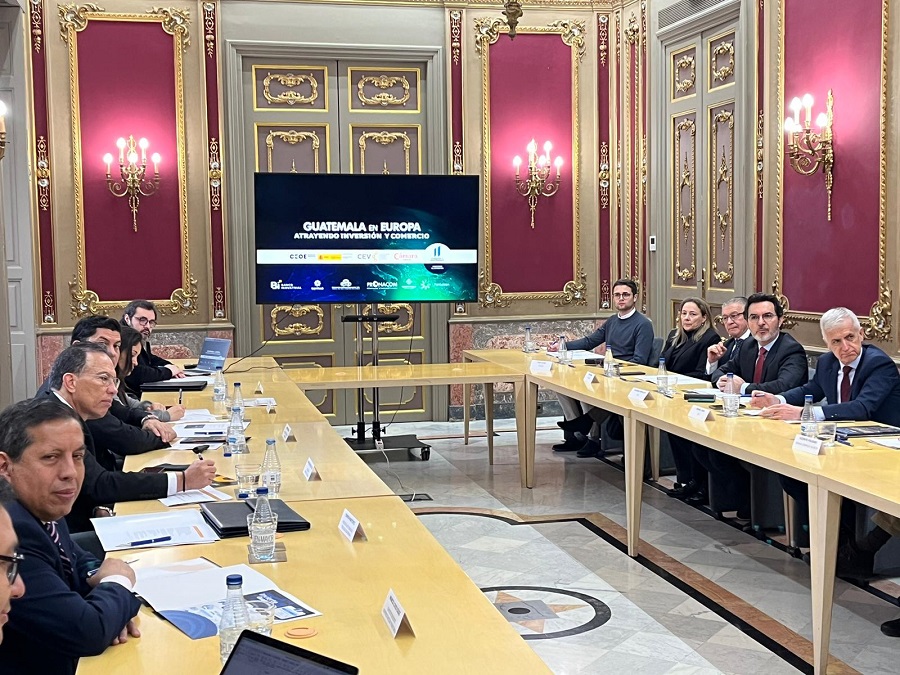 Promocionan a Guatemala como destino de “nearshoring” en Valencia, España