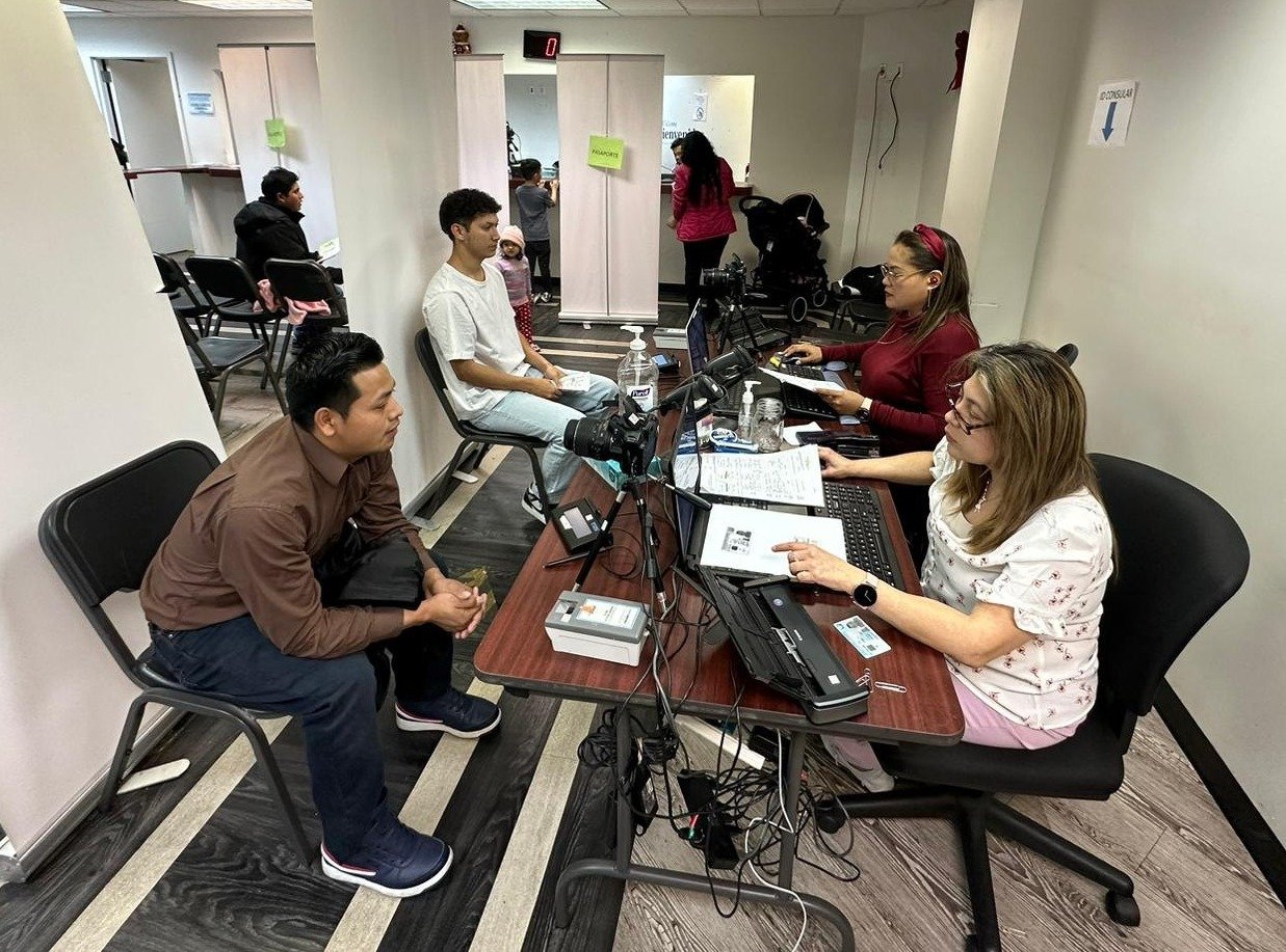 Empieza jornada de empadronamiento en consulados de Estados Unidos