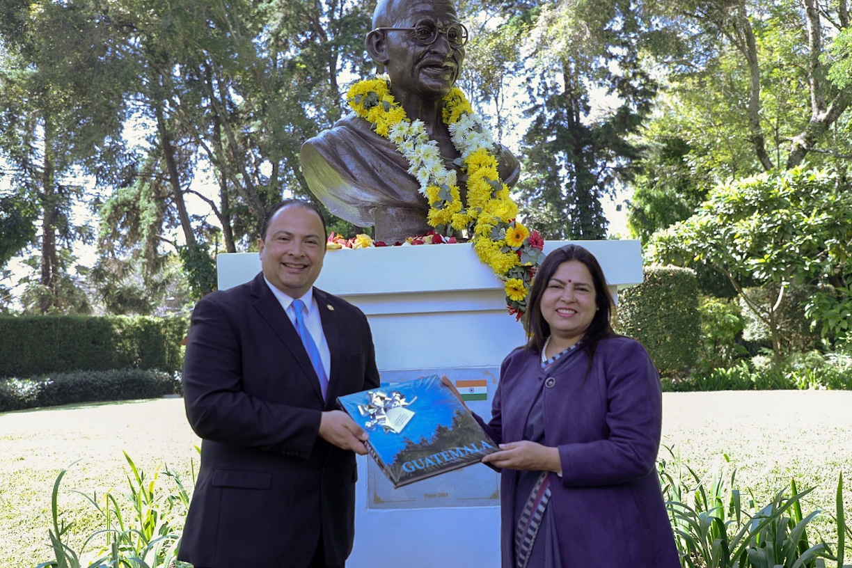 Cancilleres de Guatemala e India fortalecen relaciones de cooperación