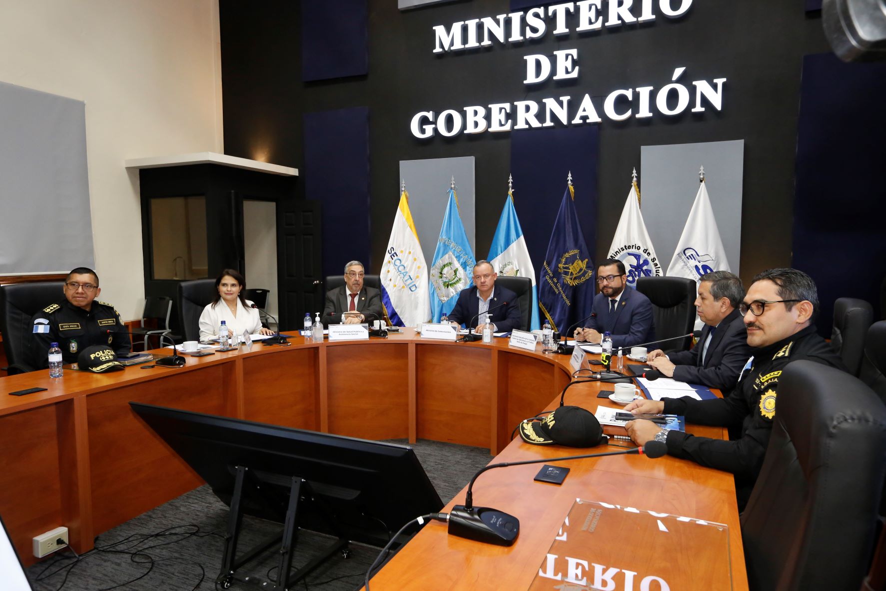 Establecen convenio de cooperación para control de precursores