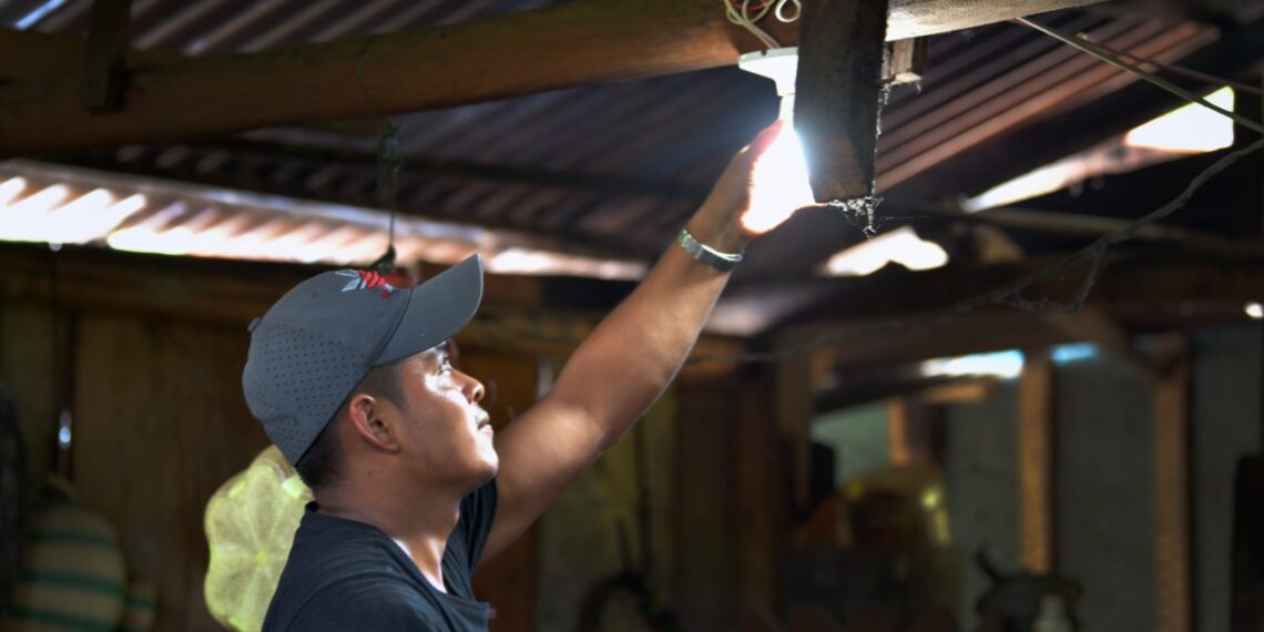 INDE triplicará la millonaria inversión en electrificación rural en 2025