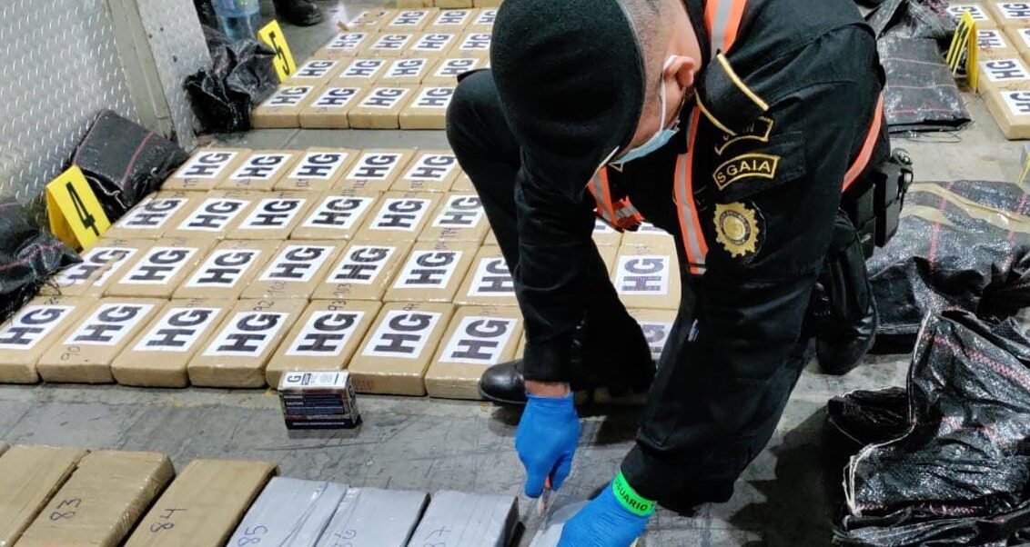 Localizan 436 paquetes de cocaína en contenedor procedente de Ecuador