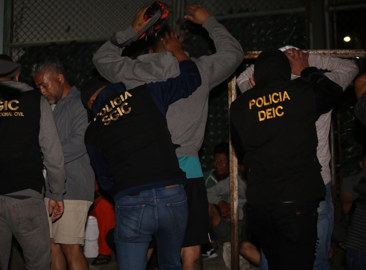 Ejecutan requisa en el Centro Preventivo para Hombres de la zona 18