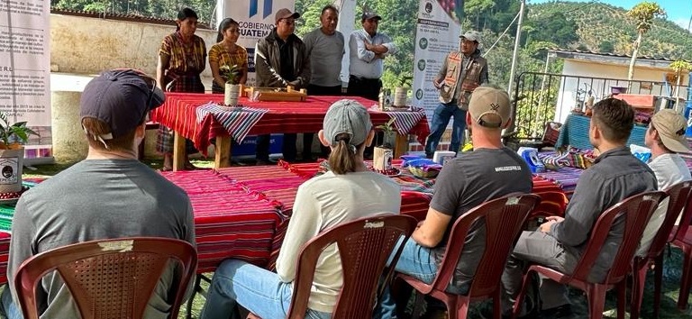 Productores de San Juan Sacatepéquez buscan comercializar café en EE. UU.
