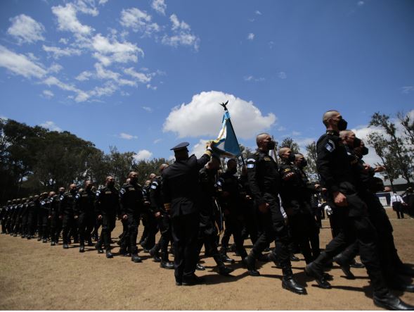 Alumnos de la PNC conocen Estrategia de Transformación Policial