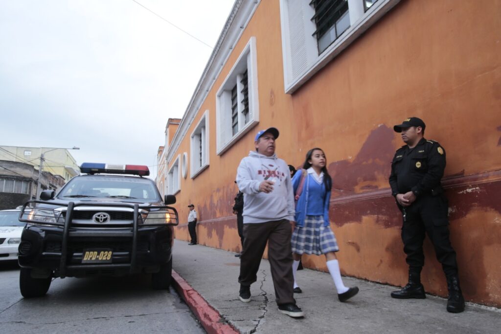 PNC pone en marcha programa Escuelas Seguras 2023