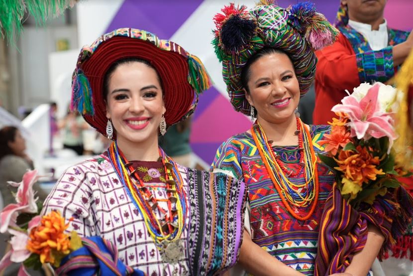 Colores, paisajes, música y sabor guatemaltecos resaltan en la Fitur 2023
