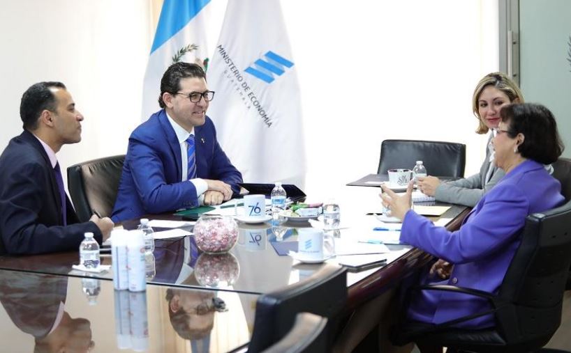 Sostienen encuentro con embajador de Arabia Saudita en Guatemala