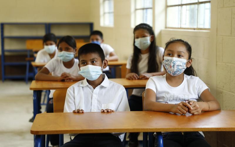 Minfin y Mineduc garantizan los recursos en programas educativos para ciclo escolar 2023