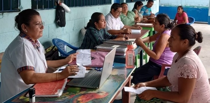 Continúa inscripción de estudiantes en establecimientos públicos