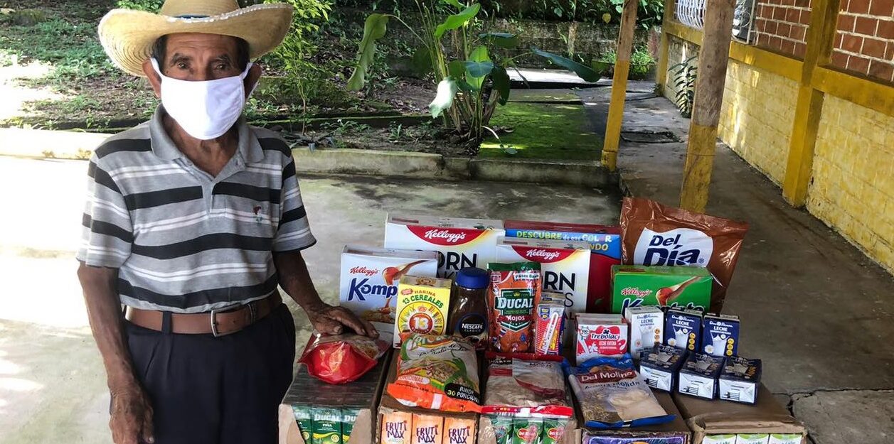 Atención integral para adultos mayores de Izabal