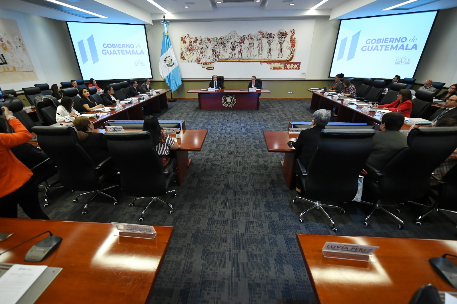 Preparan programas para fortalecer atención a mujeres víctimas de violencia