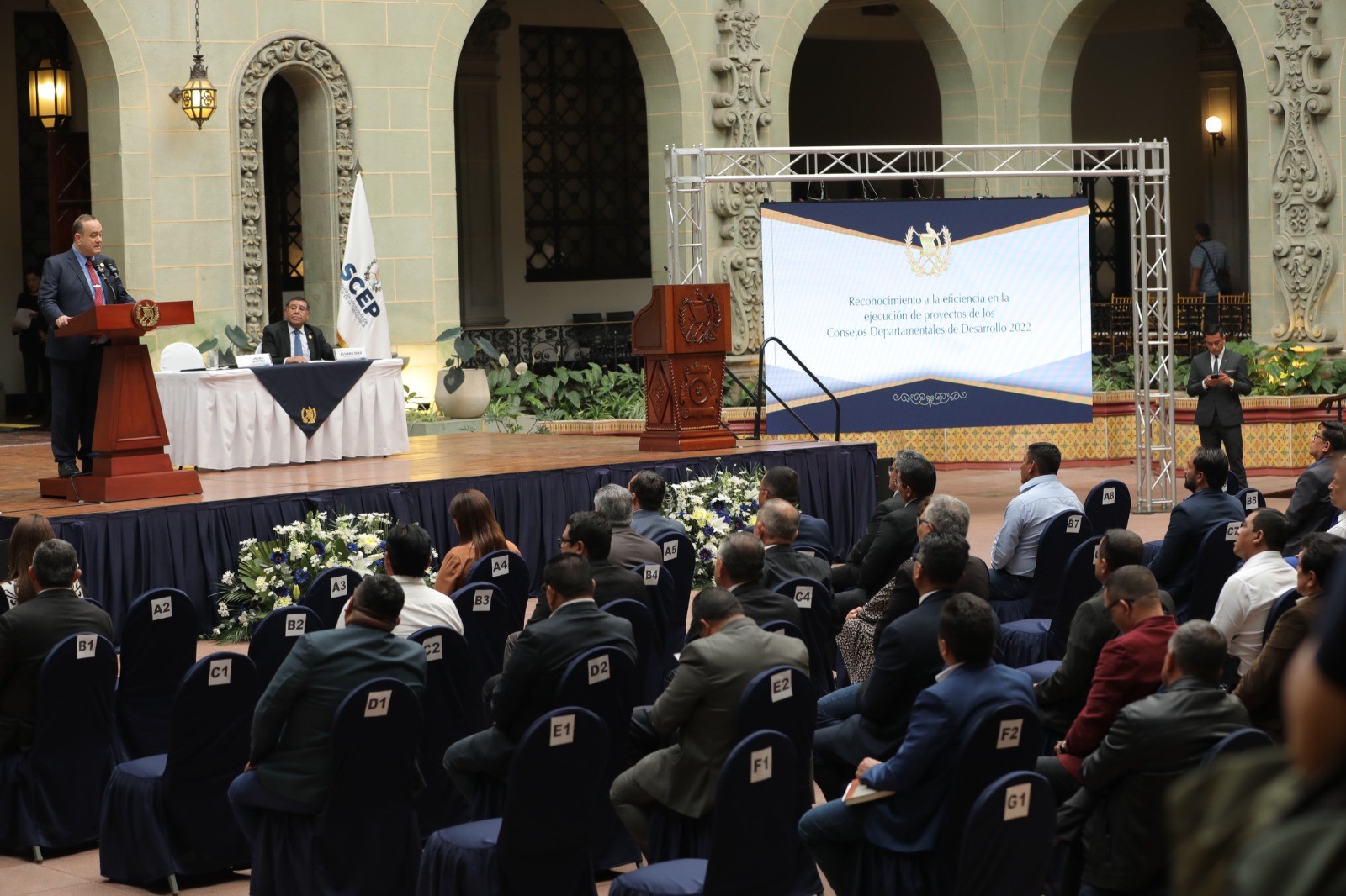Reconocen a municipios que lograron 100 % de ejecución de proyectos